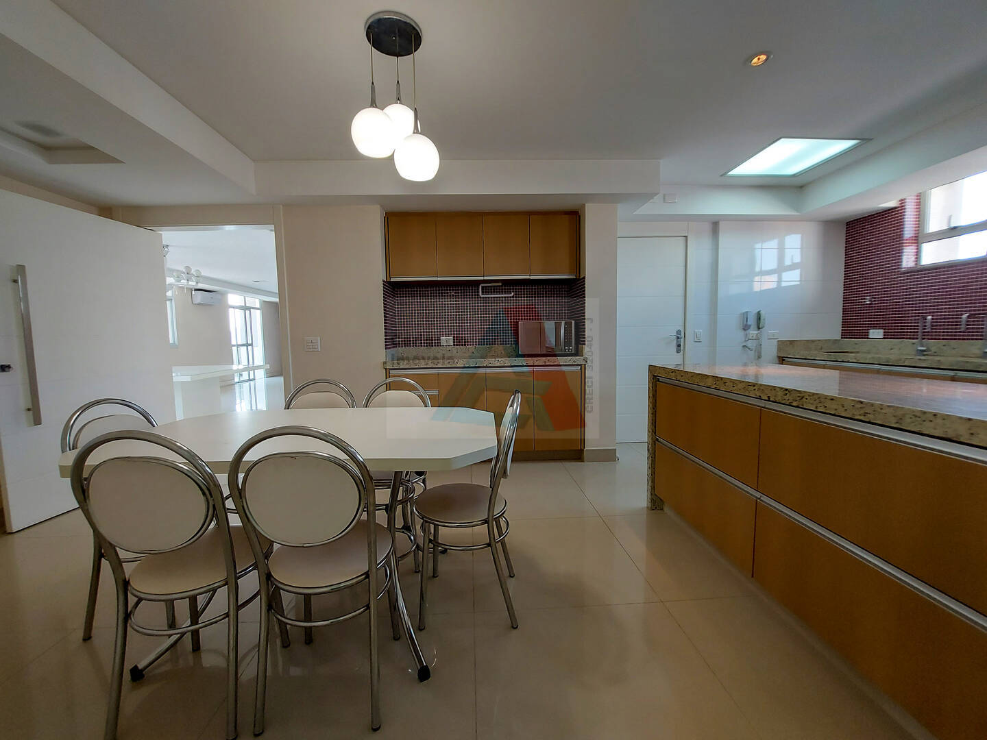 Apartamento para alugar com 4 quartos, 157m² - Foto 6