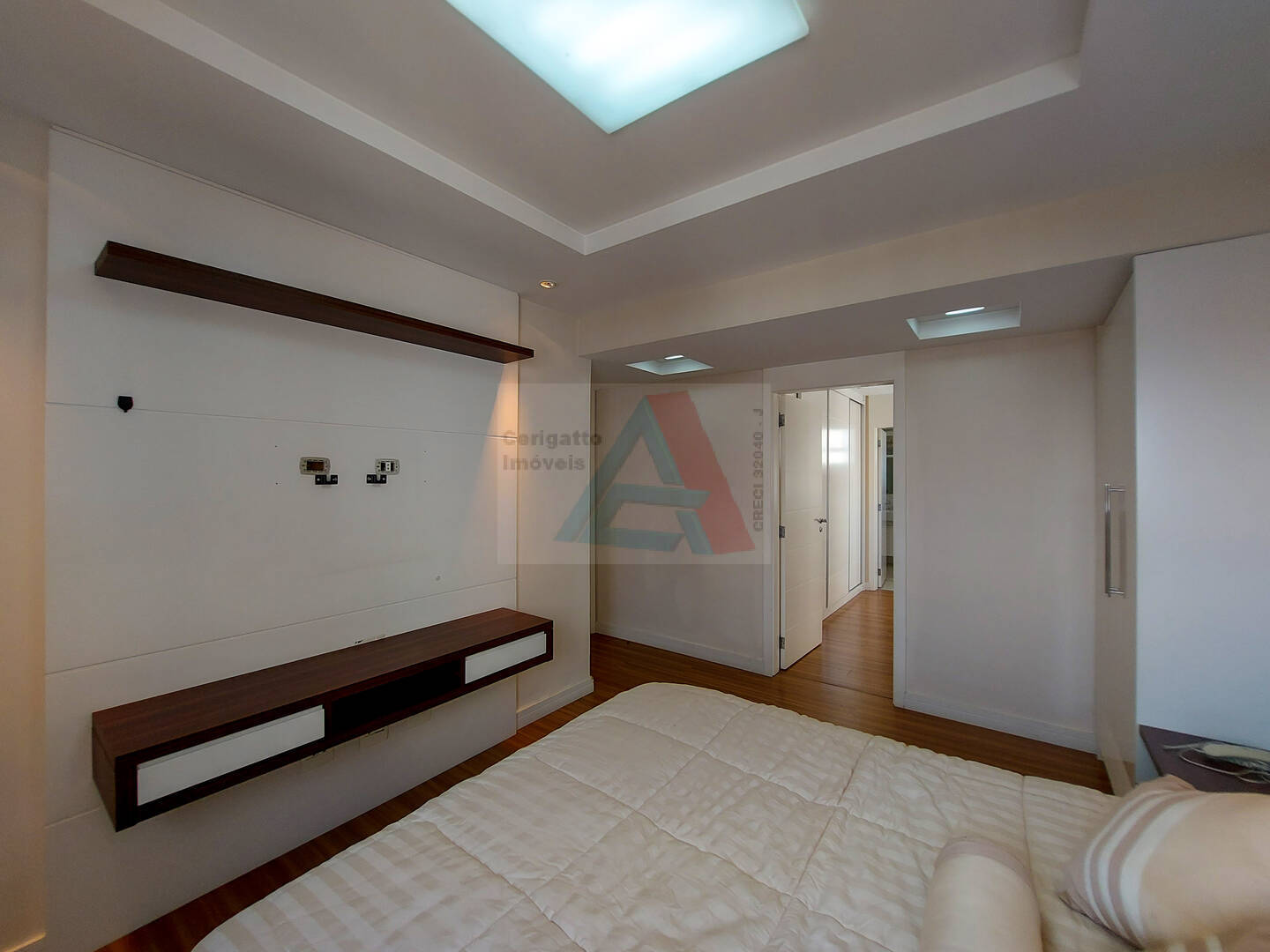 Apartamento para alugar com 4 quartos, 157m² - Foto 13