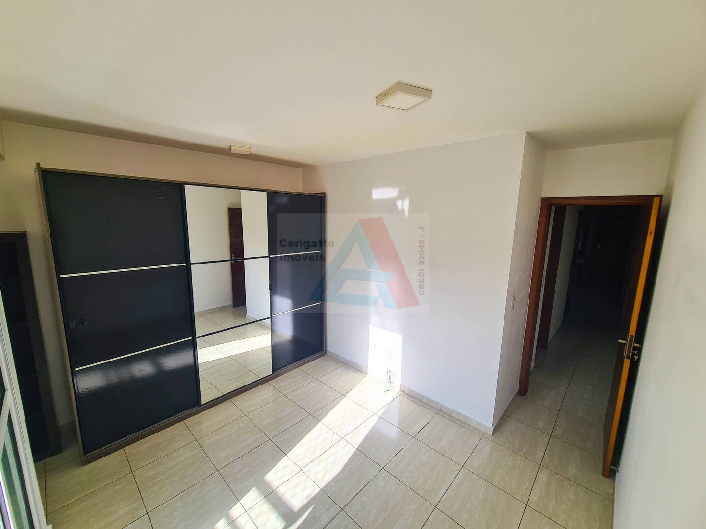 Apartamento à venda com 2 quartos, 54m² - Foto 1