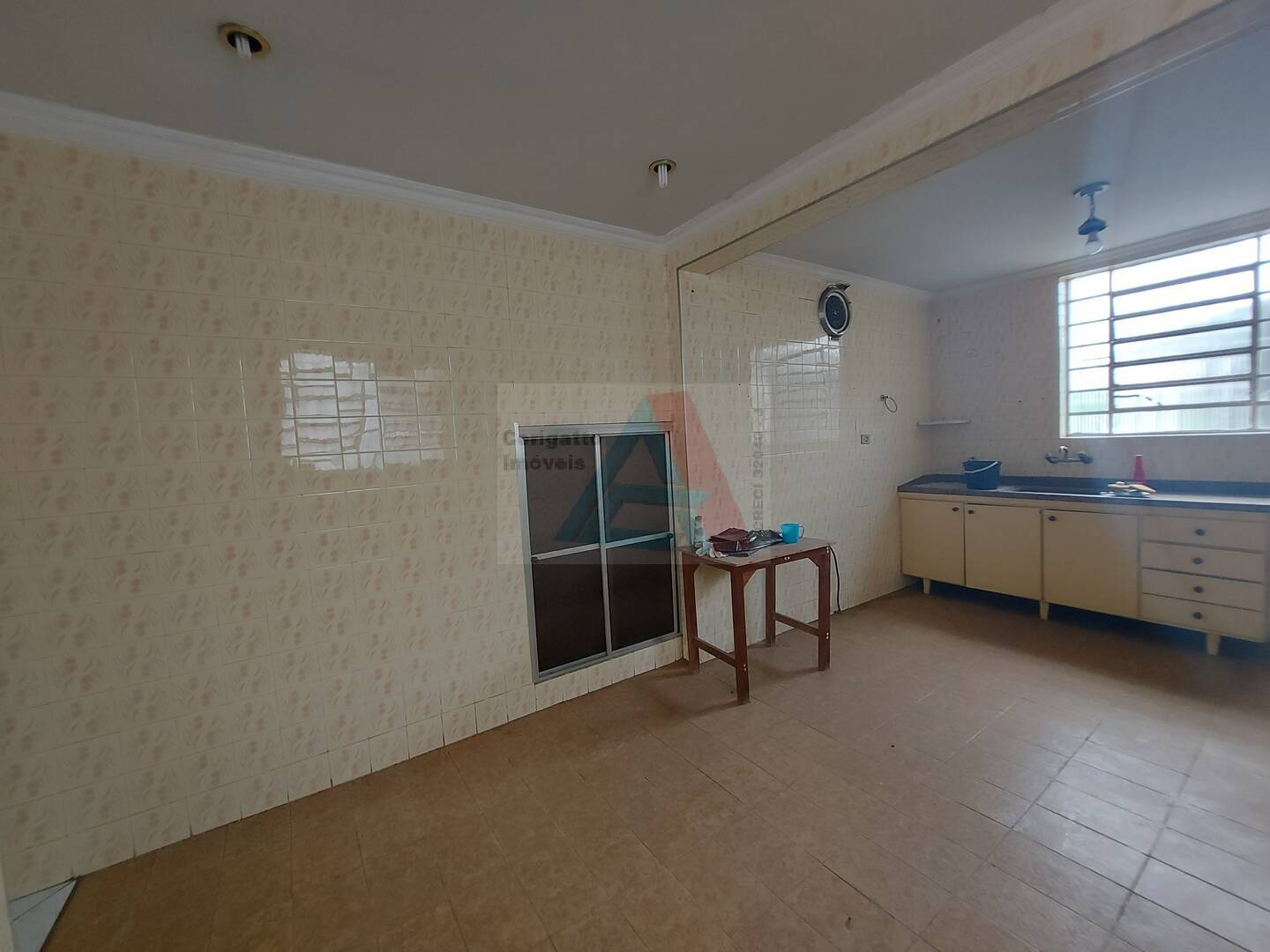 Casa à venda com 2 quartos, 120m² - Foto 7